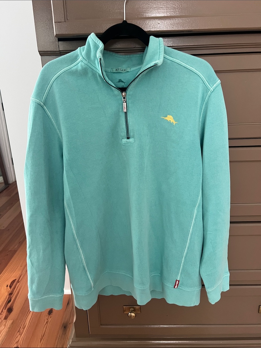 Tommy Bahama Relax Quarter-Zip Pullover – Size L